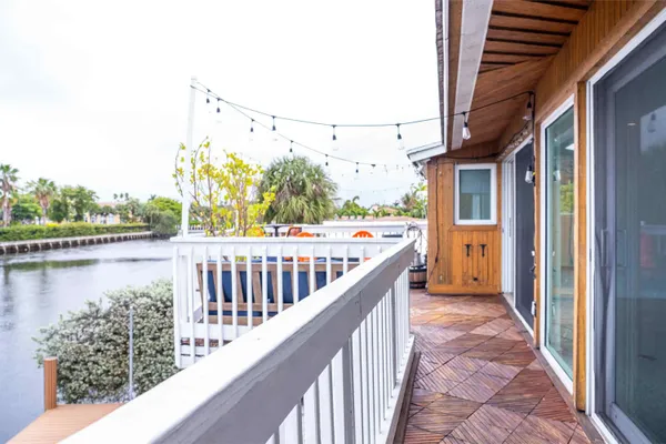 $3,950 | 2200 Northeast 26th Street, Unit A, Wilton Manors, FL 33305