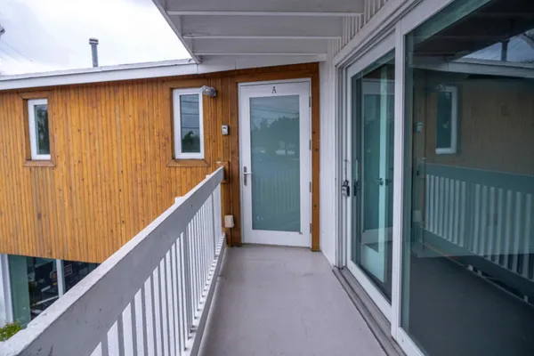 $3,950 | 2200 Northeast 26th Street, Unit A, Wilton Manors, FL 33305