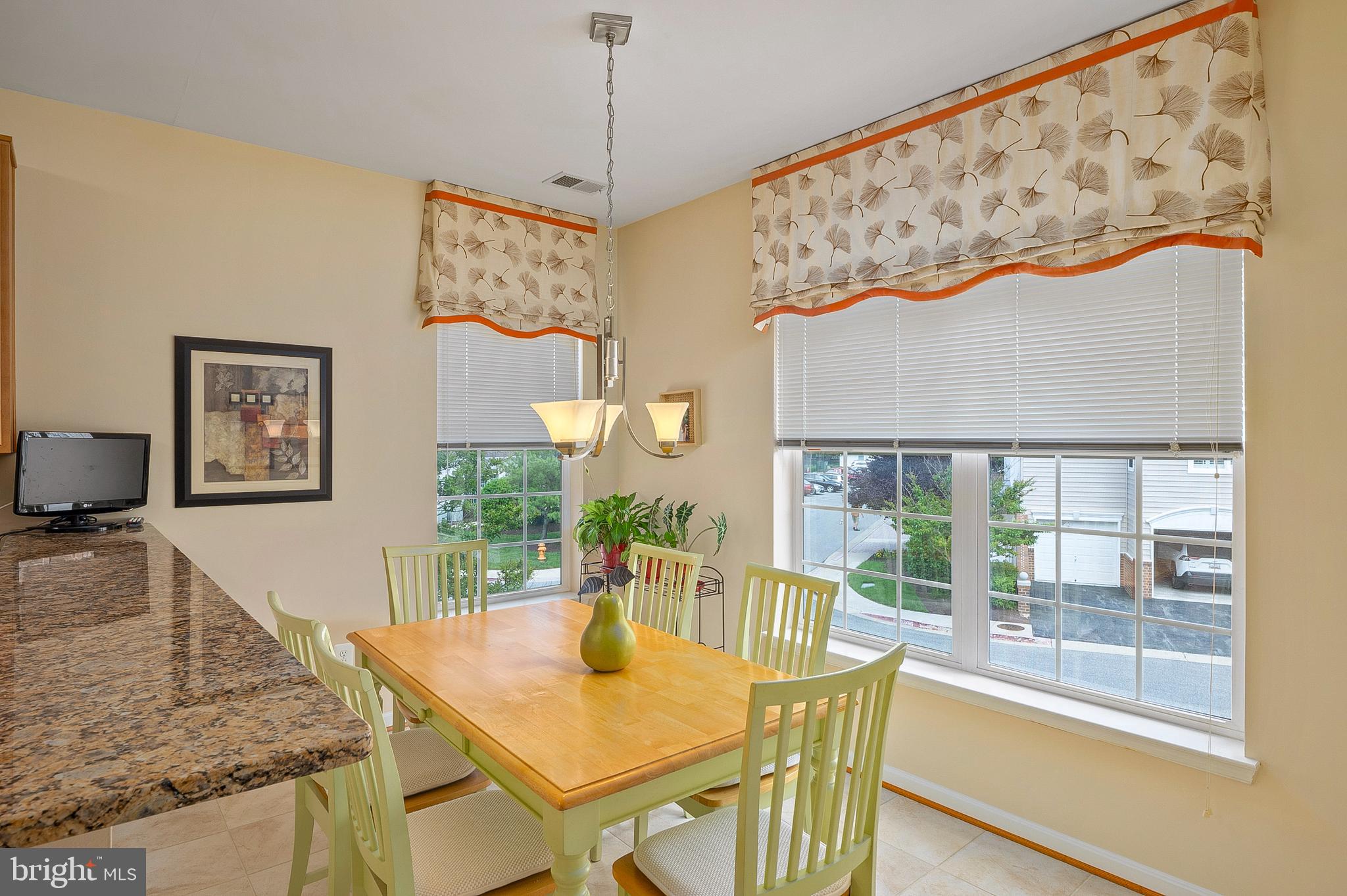 7305 Brookview Road, Unit 207 Elkridge, MD 21075 - Photo 11 of 51 Breakfast Area