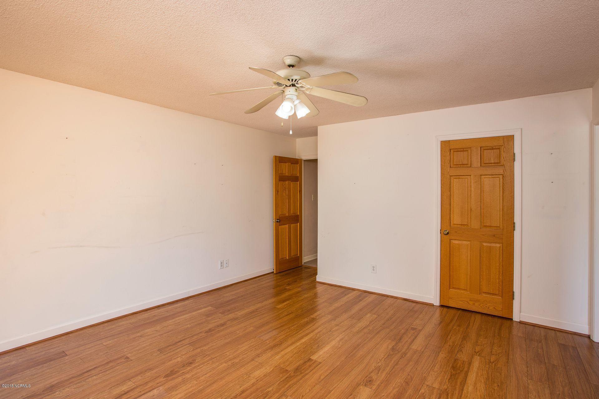 608 Sawgrass Road Hampstead, NC 28443 - Photo 28 of 32 3 Bedroom