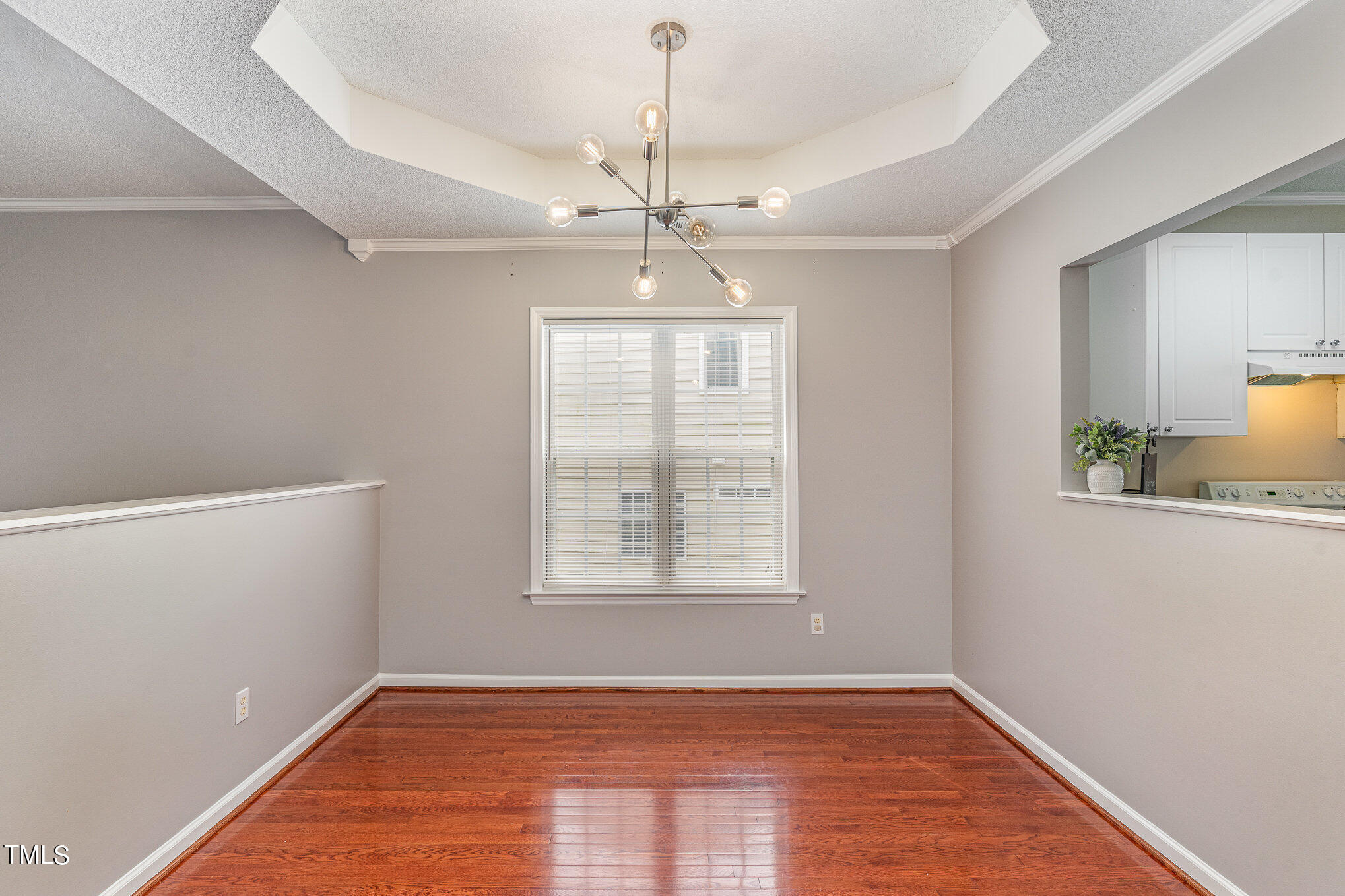 2116 Castle Pines Drive Raleigh, NC 27604 - Photo 4 of 20 006_dsc00015-edit