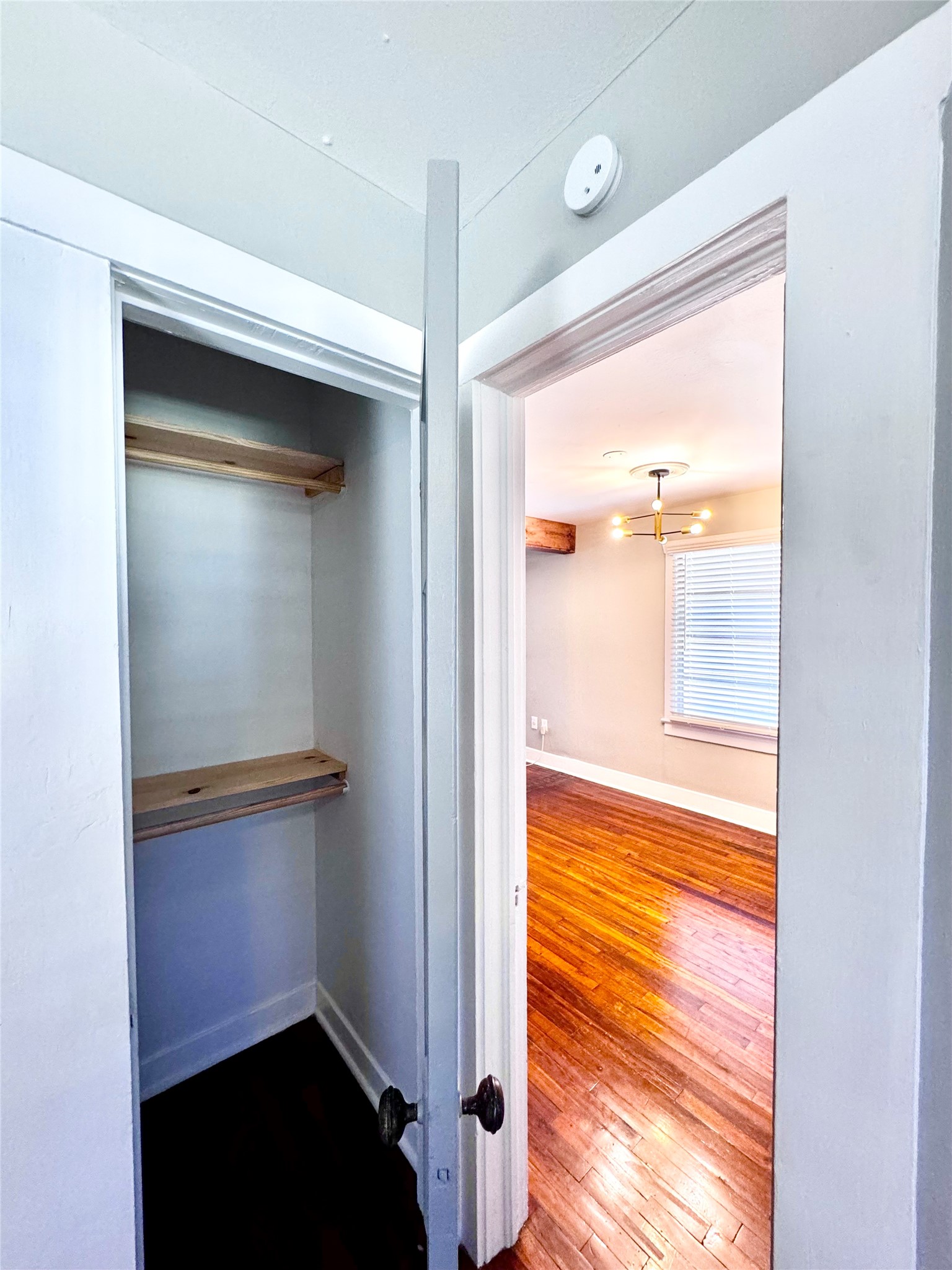 1018 Dunbar Street Houston, TX 77009 - Photo 26 of 30 Closet here also has double row for hanging and shelves!