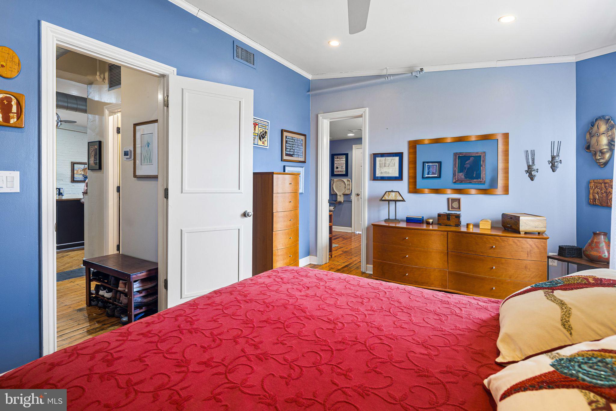 313-315 North 3rd Street, Unit 5A Philadelphia, PA 19106 - Photo 24 of 47