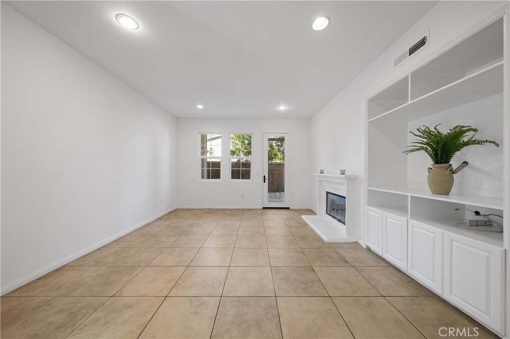 15767 Flight Chino, CA 91708 - Photo 14 of 43