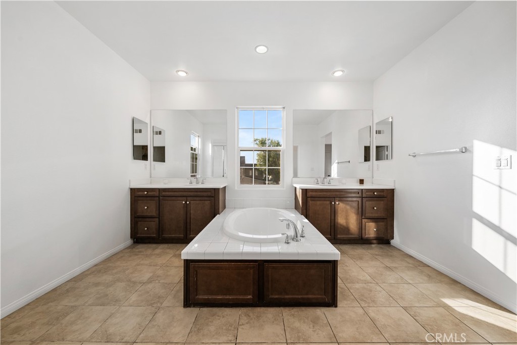 15767 Flight Chino, CA 91708 - Photo 22 of 43