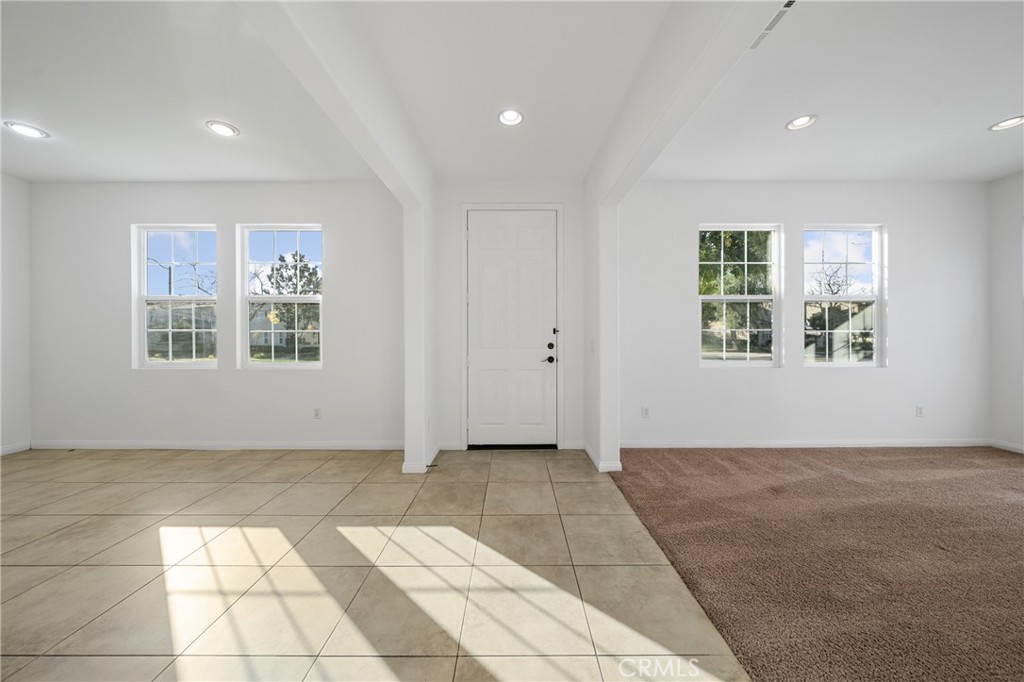 15767 Flight Chino, CA 91708 - Photo 4 of 43