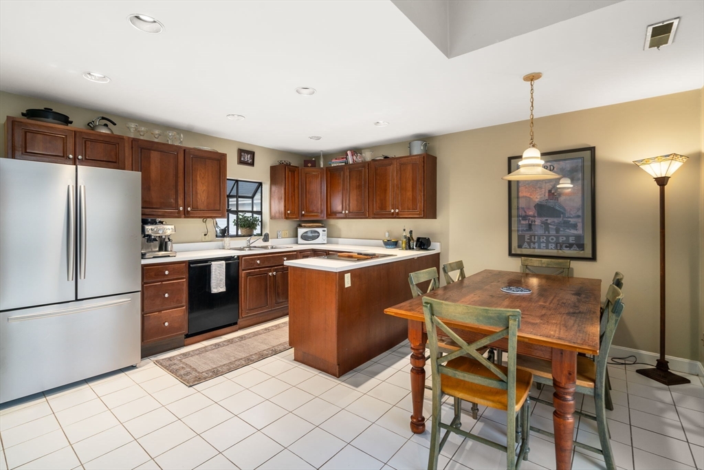 5 Spring Street, Unit C Medfield, MA 02052 - Photo 11 of 34 Gallery Image 11