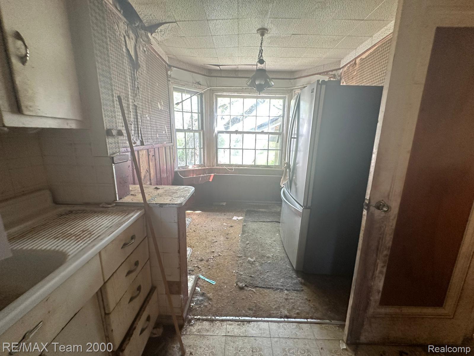 44205 Ecorse Road Belleville, MI 48111 - Photo 13 of 35 Gallery Image 13