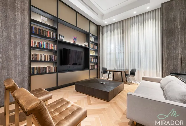 $3,700 | 15 Park Row, Unit 15G | Financial District