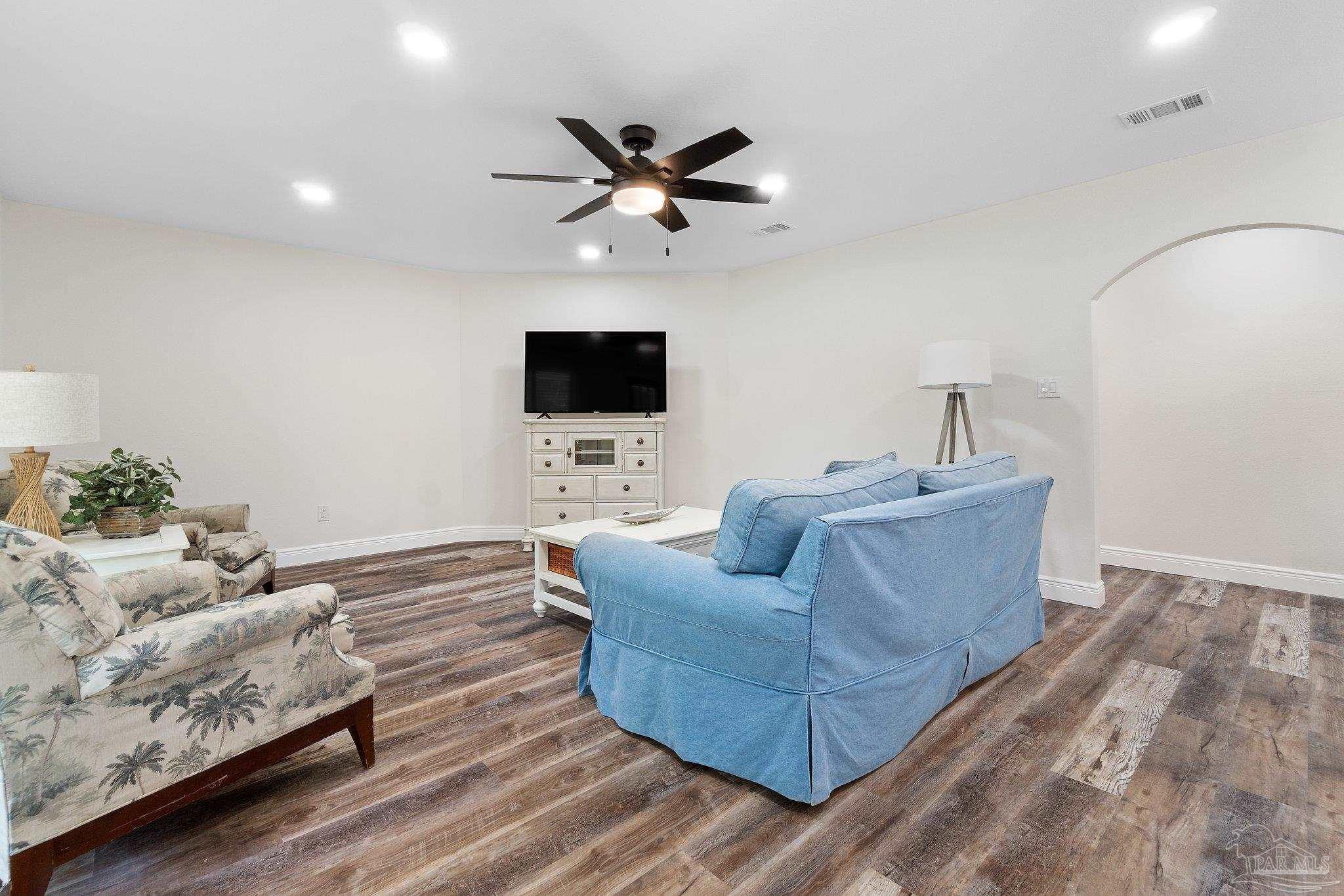 4548 Hayes Road Milton, FL 32583 - Photo 18 of 37 Gallery Image 18