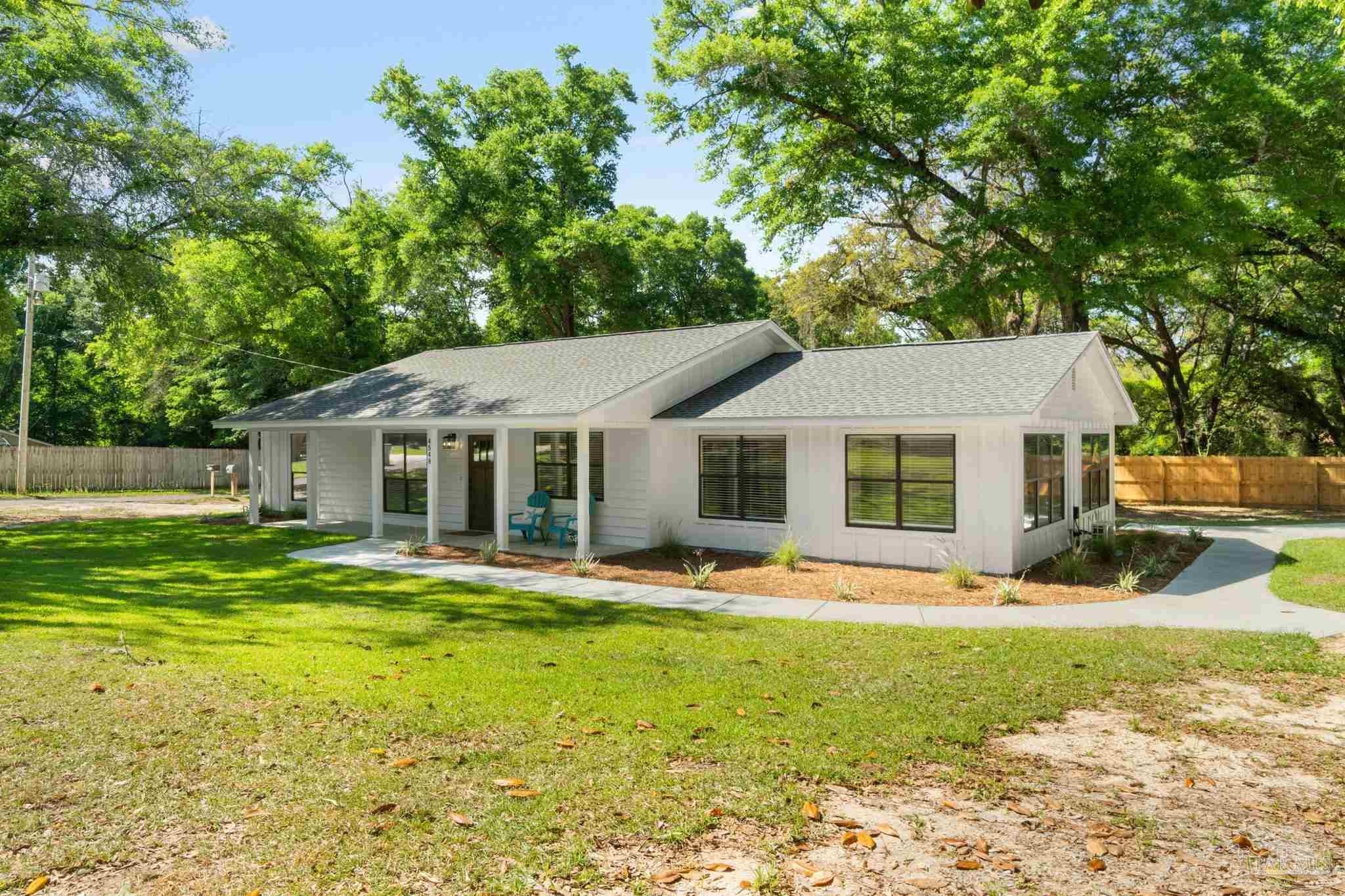 4548 Hayes Road Milton, FL 32583 - Photo 3 of 37 Gallery Image 3