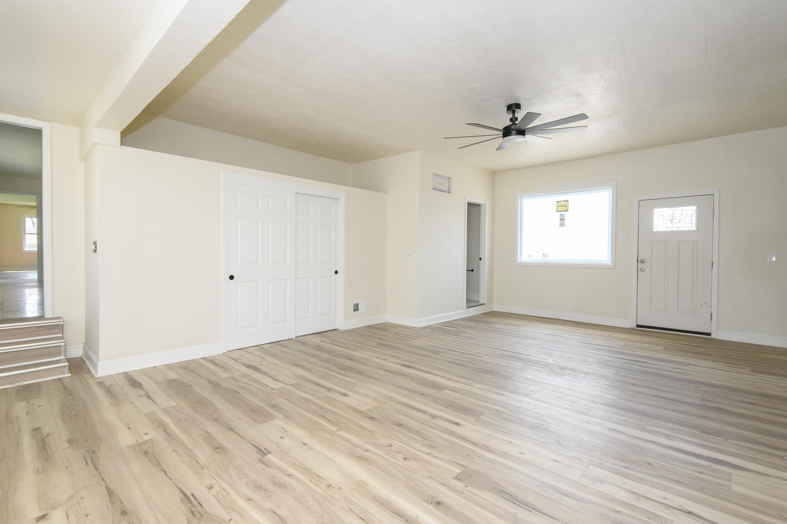 10535 West Bradley Road Milwaukee, WI 53224 - Photo 17 of 36 10535 W Bradley-33