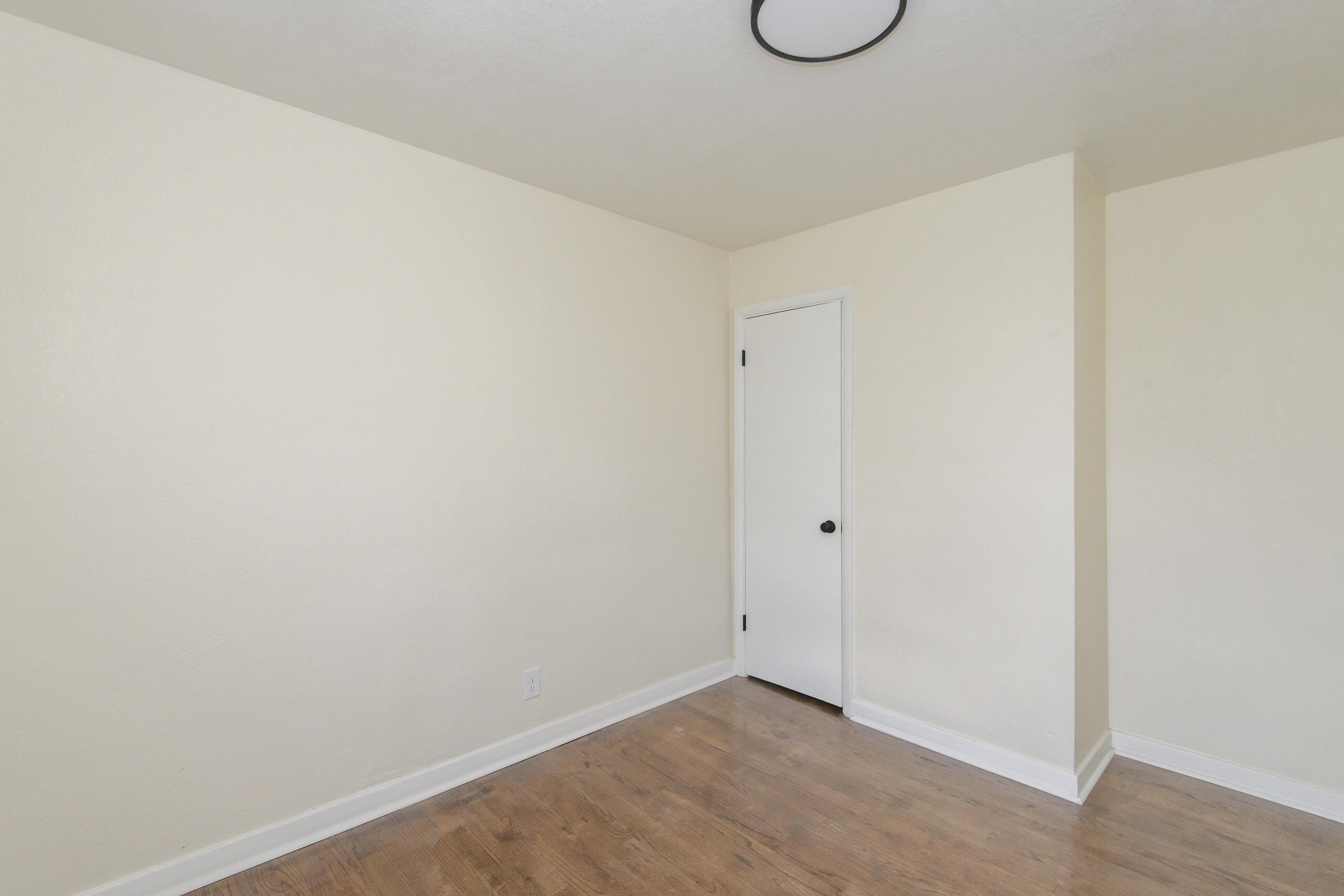 10535 West Bradley Road Milwaukee, WI 53224 - Photo 25 of 36 10535 W Bradley-41
