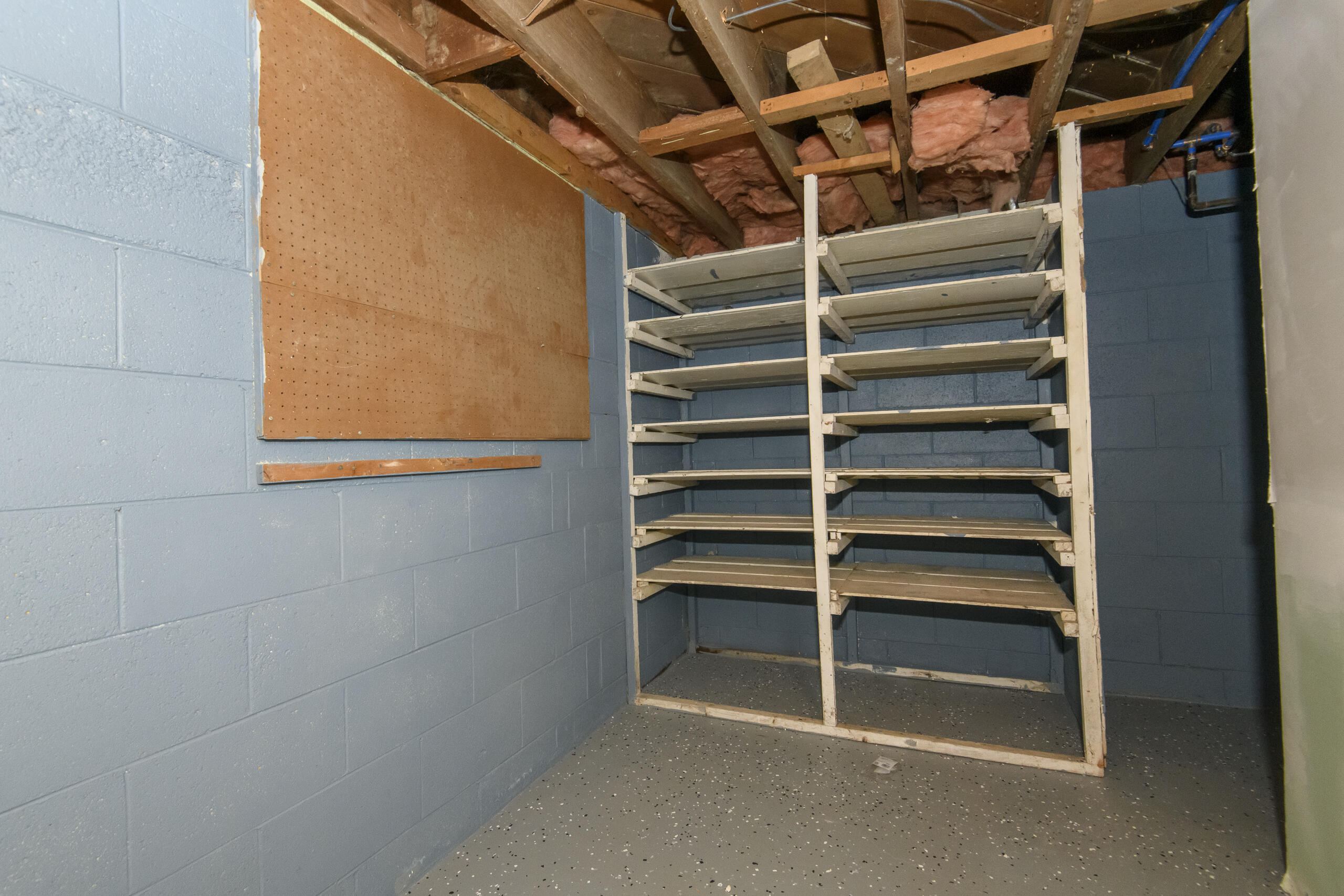 10535 West Bradley Road Milwaukee, WI 53224 - Photo 34 of 36 10535 W Bradley-50