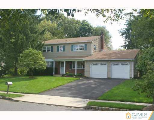 11 Crest Road East Brunswick, NJ 08816 - Photo 1 of 10 Gallery Image 1