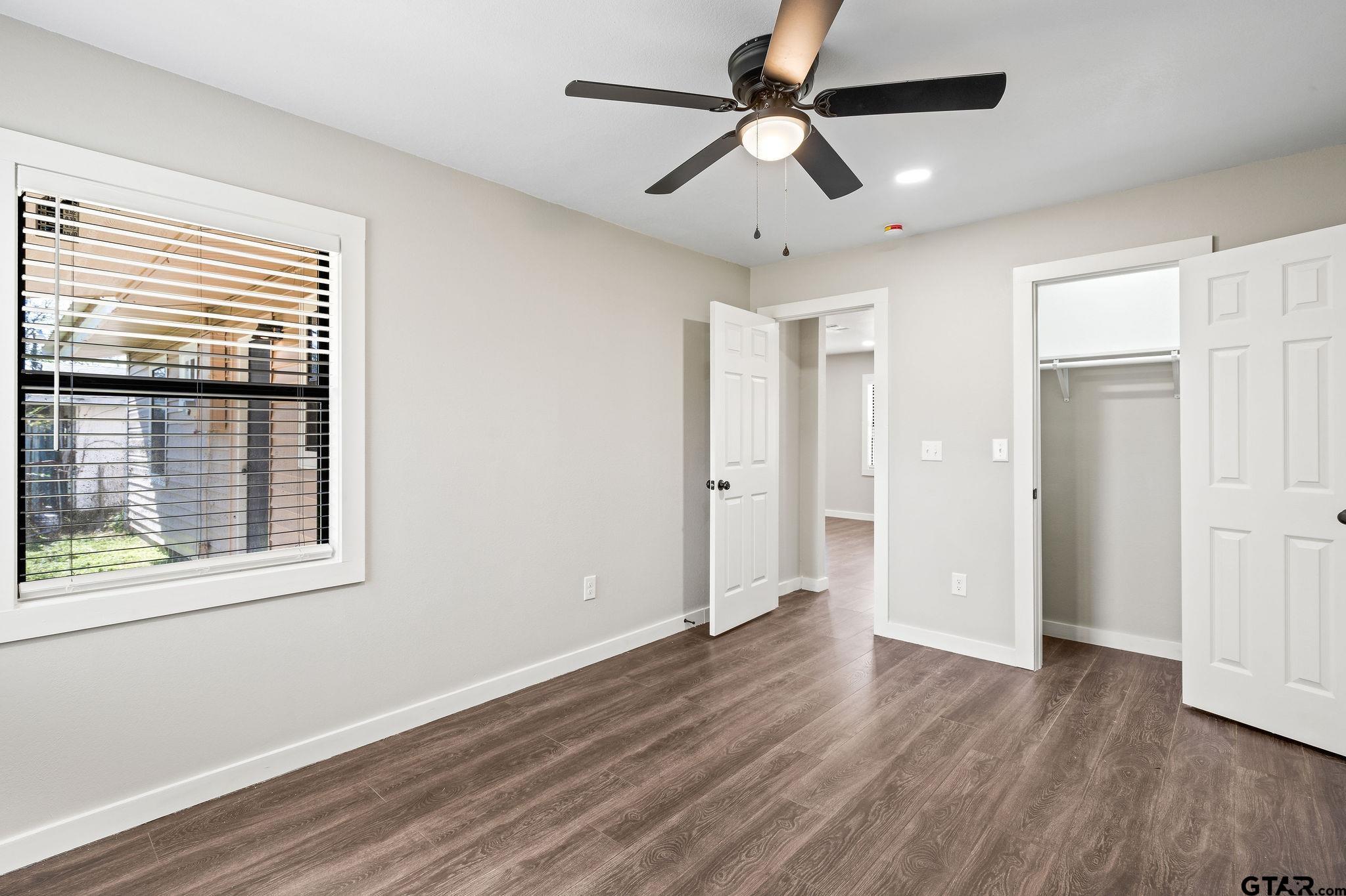 236 Alamo Street Lone Star, TX 75668 - Photo 15 of 33