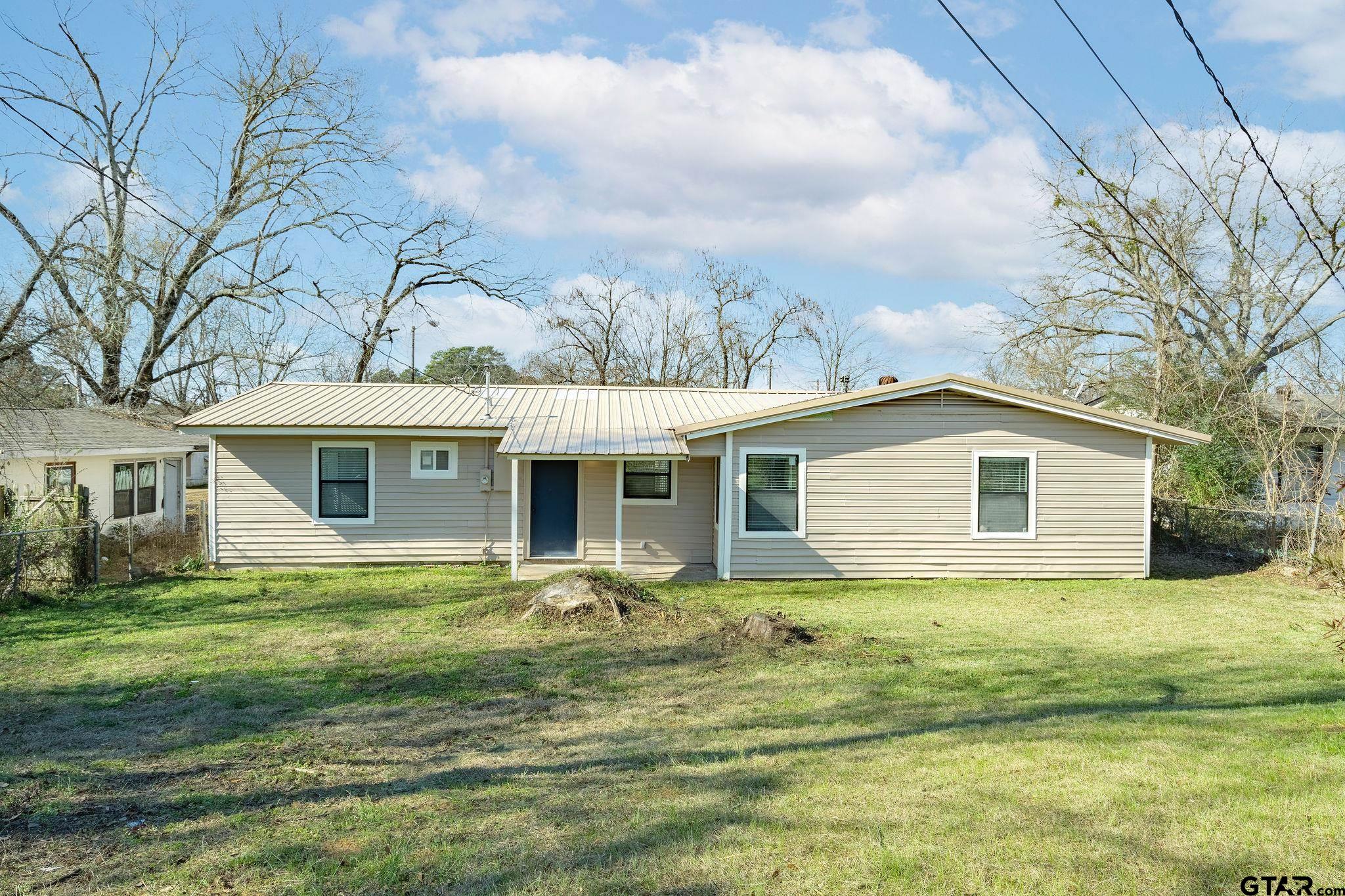 236 Alamo Street Lone Star, TX 75668 - Photo 23 of 33