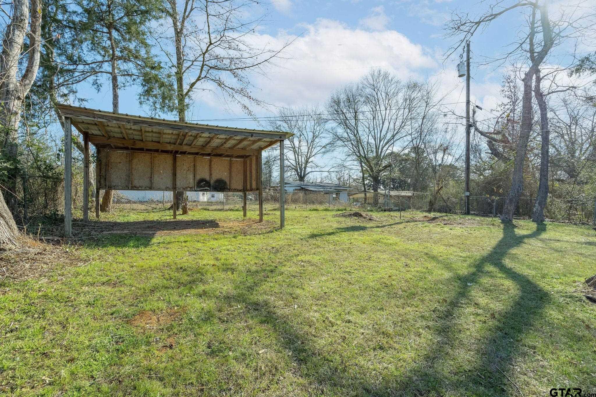 236 Alamo Street Lone Star, TX 75668 - Photo 25 of 33