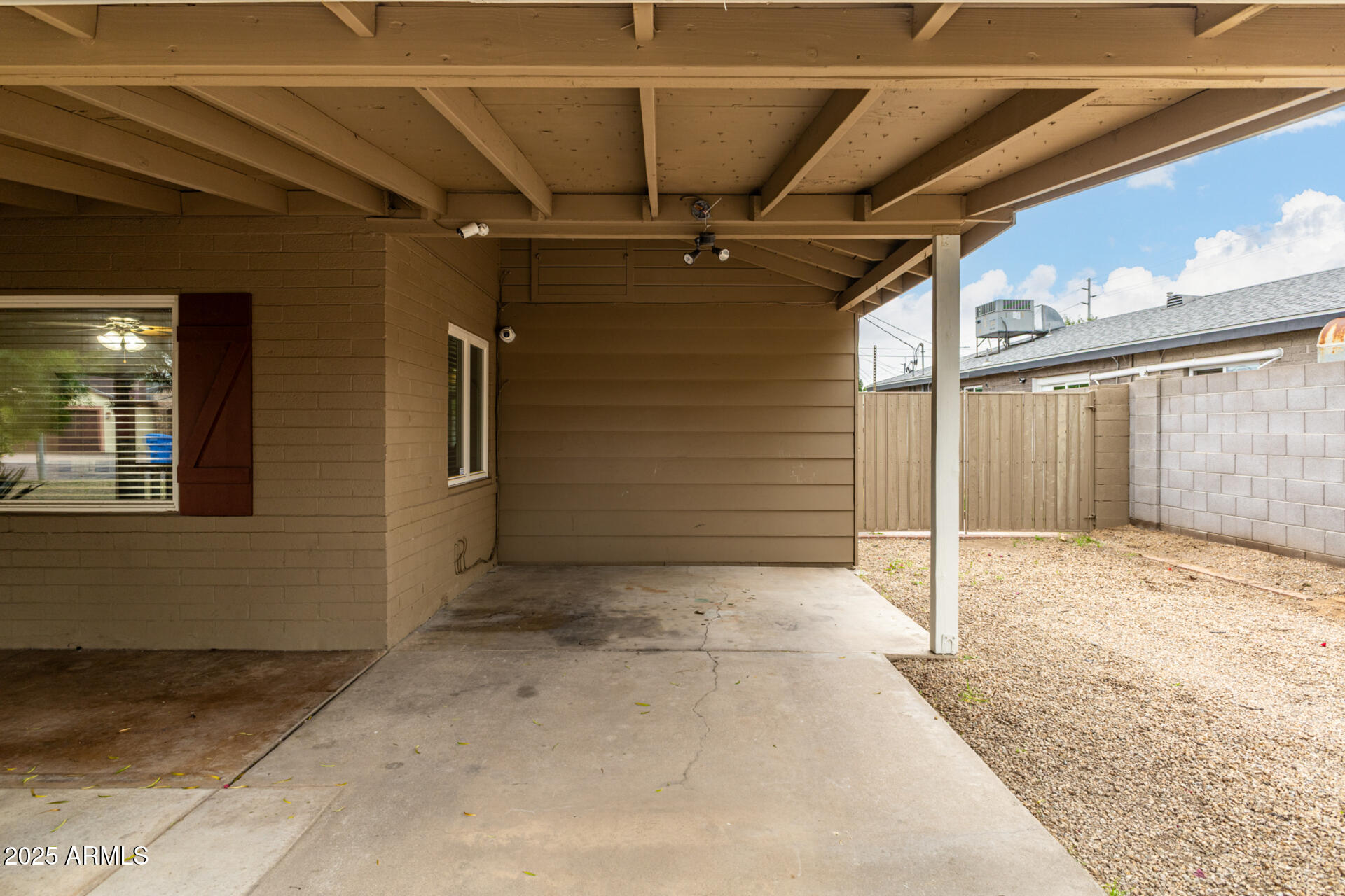 6842 North 10th Place Phoenix, AZ 85014 - Photo 49 of 60 a view of a garage