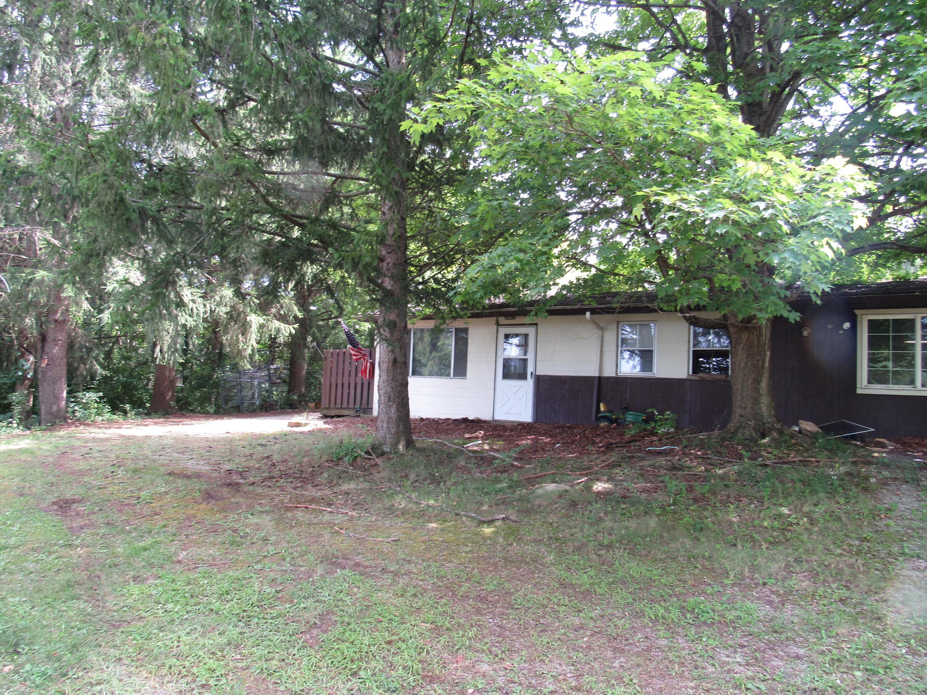 1596 Hanover Road Delaware, OH 43015 - Photo 2 of 6 IMG_8907