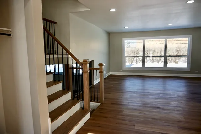 $599,000 | 2018 East Ivy Lane, Mount Prospect, IL 60056