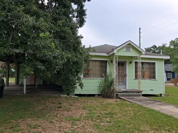 $640,000 | 217 Banana Street, Tarpon Springs, FL 34689