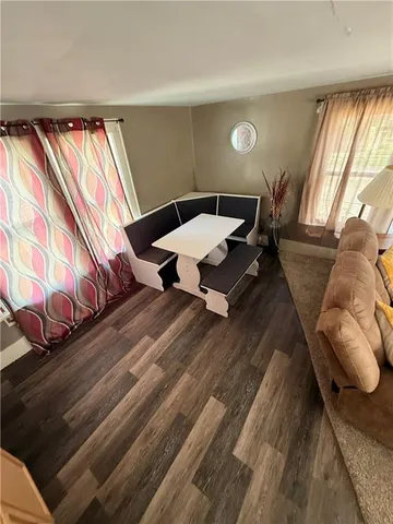 $199,900 | 523 Indiana Street, Oswego, KS 67356