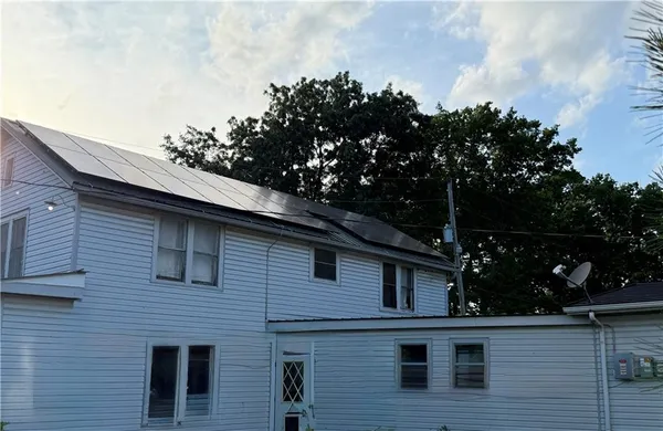 $199,900 | 523 Indiana Street, Oswego, KS 67356