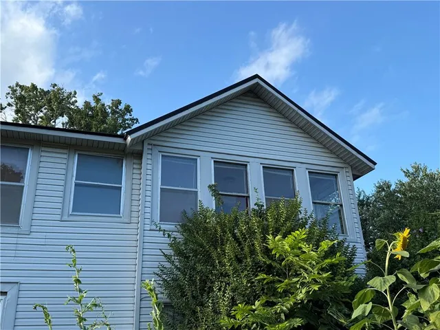 $199,900 | 523 Indiana Street, Oswego, KS 67356