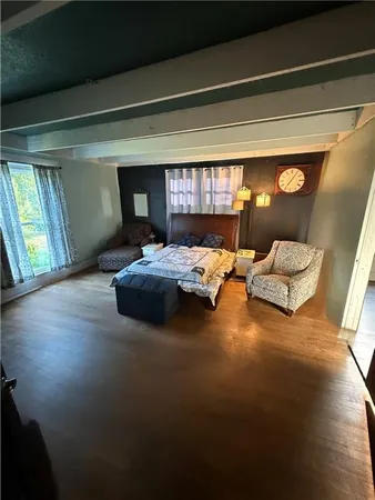 $199,900 | 523 Indiana Street, Oswego, KS 67356