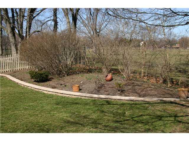 2011 Ridgemere Way Greenwood, IN 46143 - Photo 11 of 11 Gallery Image 11
