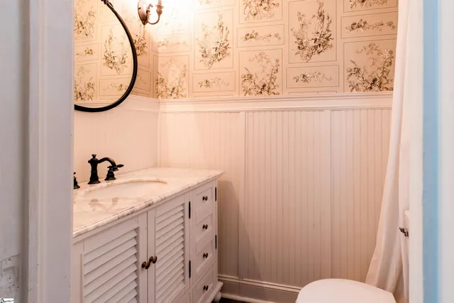 $334,900 | 14 Circle Drive, Greenville, SC 29617