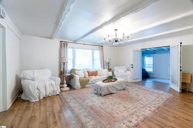 $334,900 | 14 Circle Drive, Greenville, SC 29617