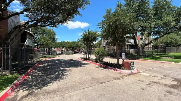 $1,495 | 3611 West Northgate Drive, Unit 120, Irving, TX 75062