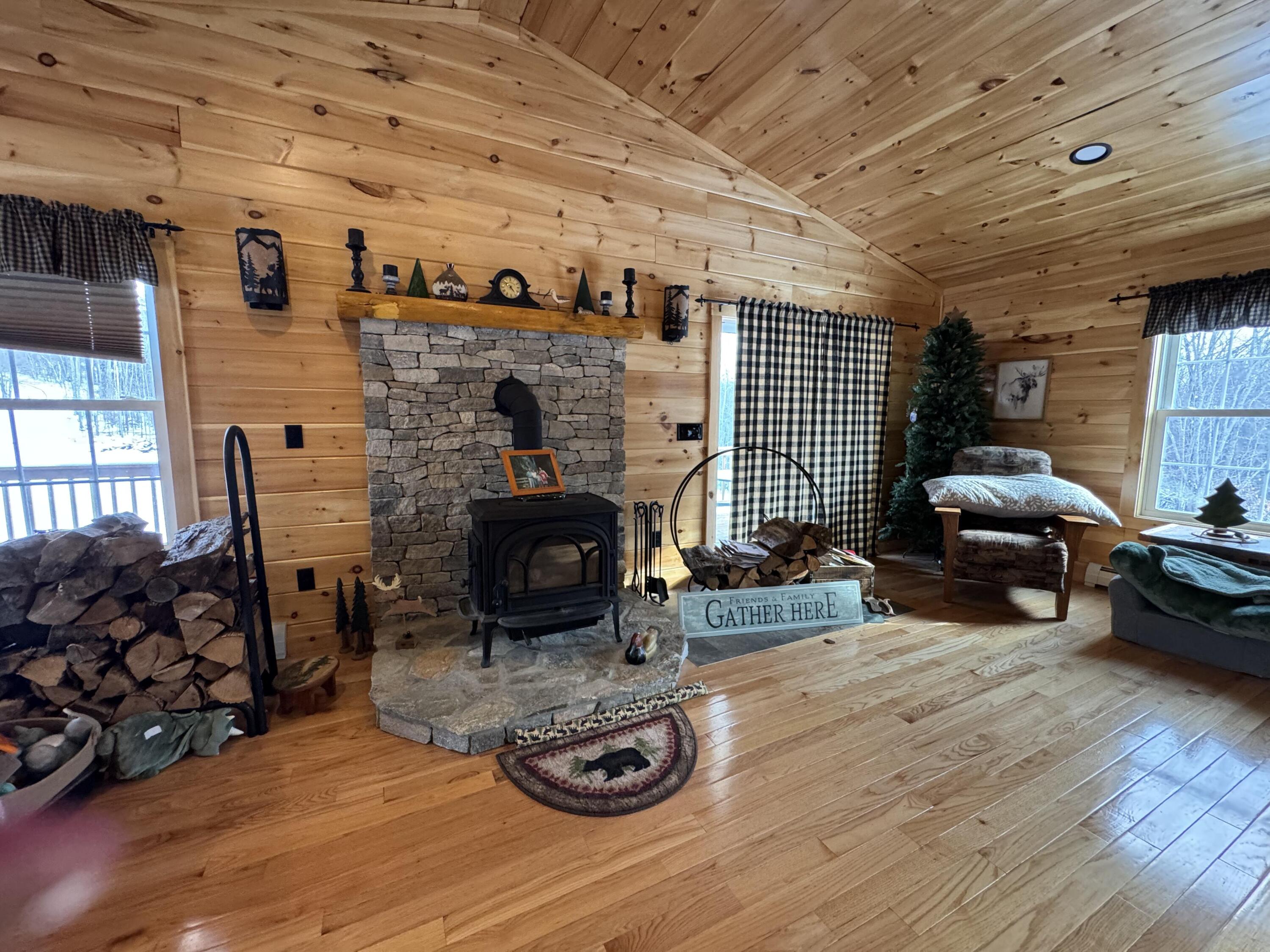 40 Durgin Farm Road Limington, ME 04049 - Photo 4 of 48 IMG_8595_20260406_092947