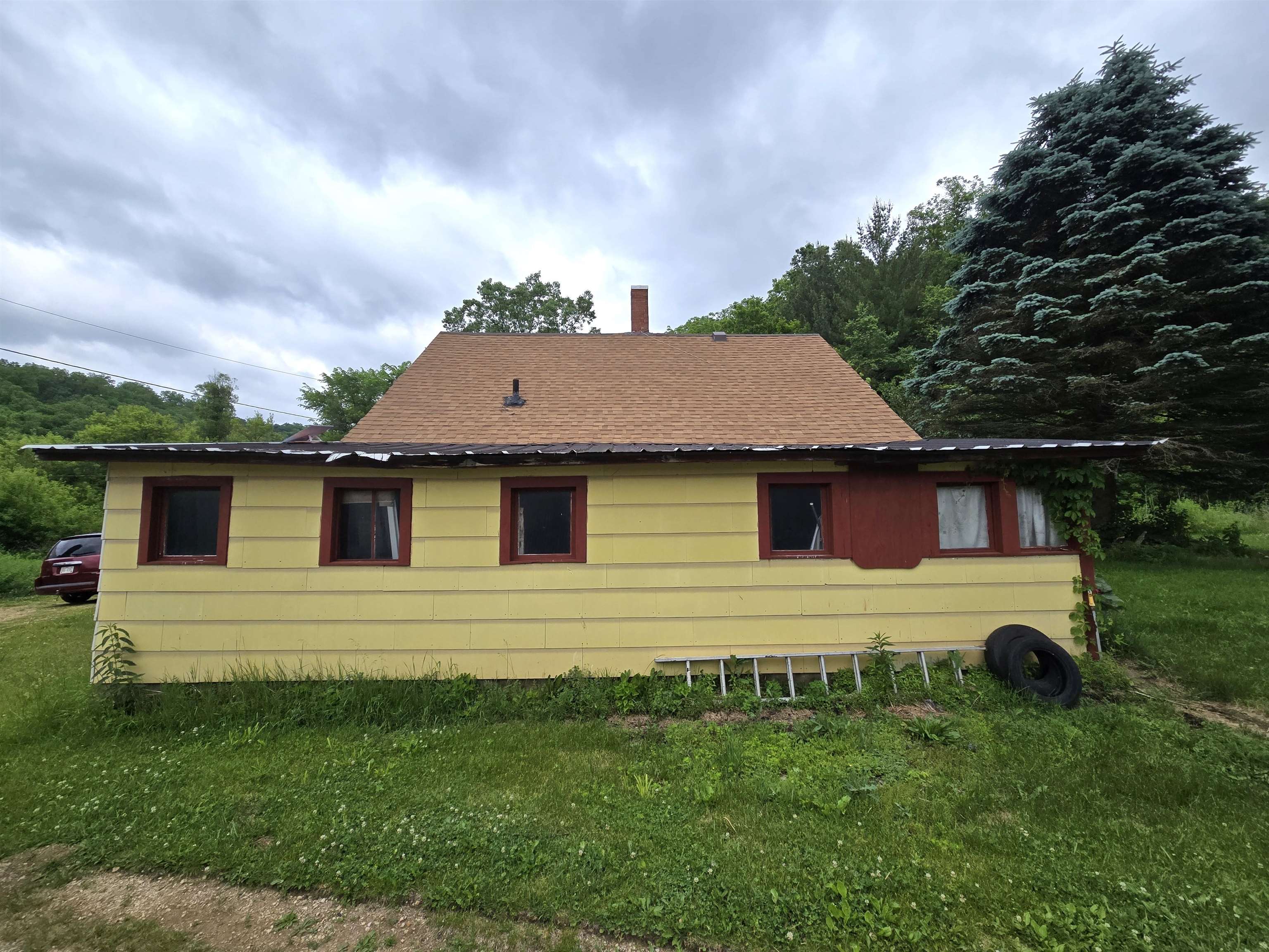 15928 Pine Tree Road Highland, WI 53543 - Photo 31 of 33