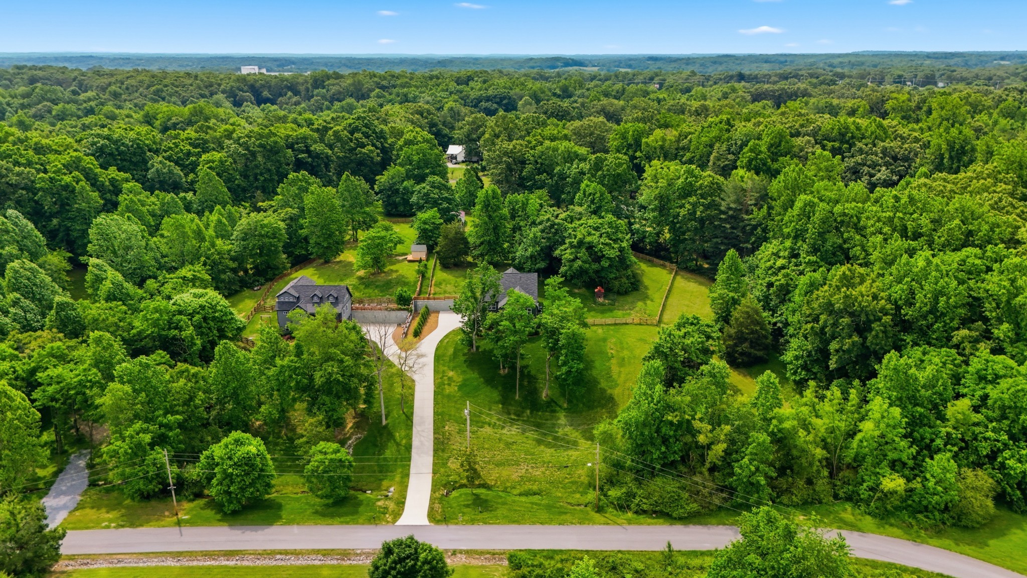 157 Lena Loop Burns, TN 37029 - Photo 24 of 72