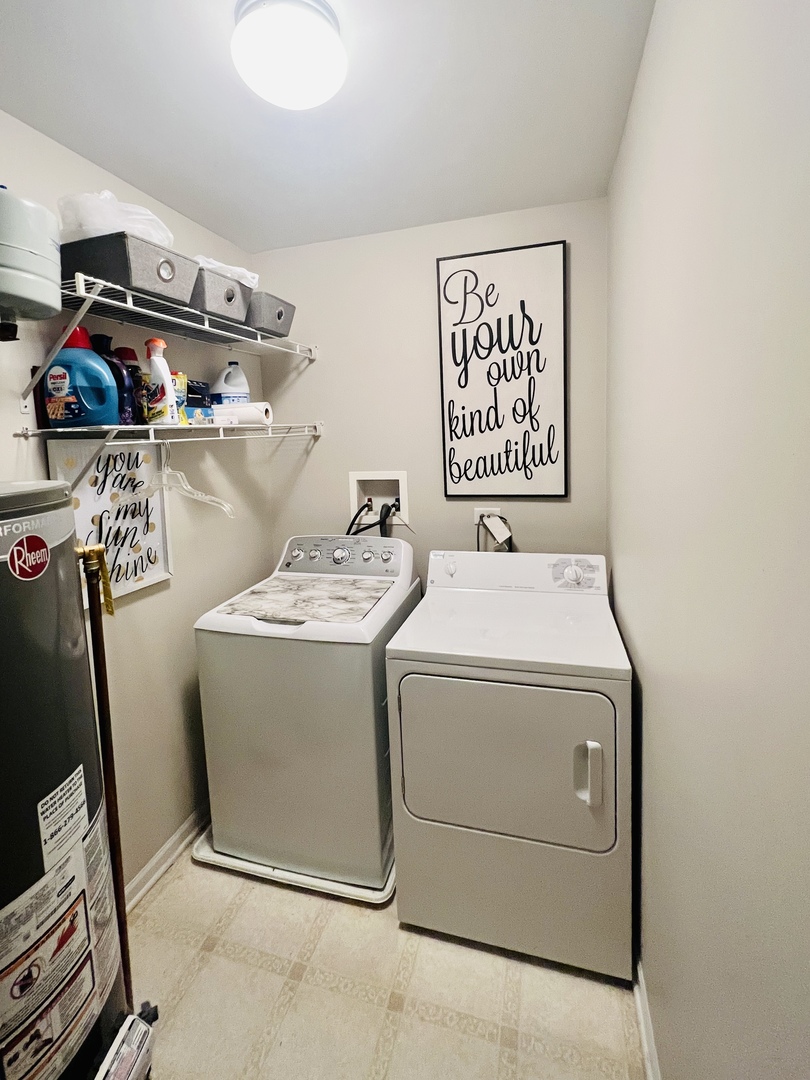 39102 Welsh Lane Beach Park, IL 60083 - Photo 13 of 24 a utility room with dryer and washer