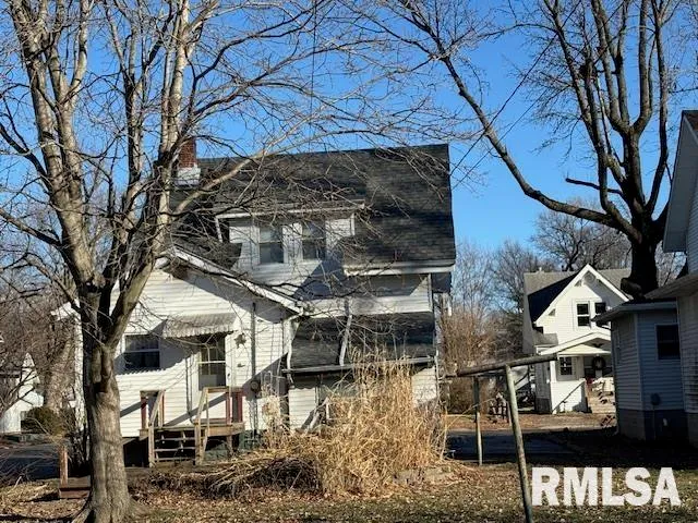 $45,000 | 938 North Charles Street, Carlinville, IL 62626