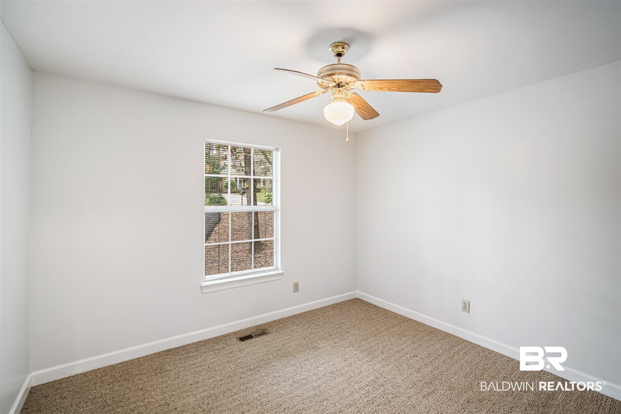 504 Pinewood Street Daphne, AL 36526 - Photo 27 of 38