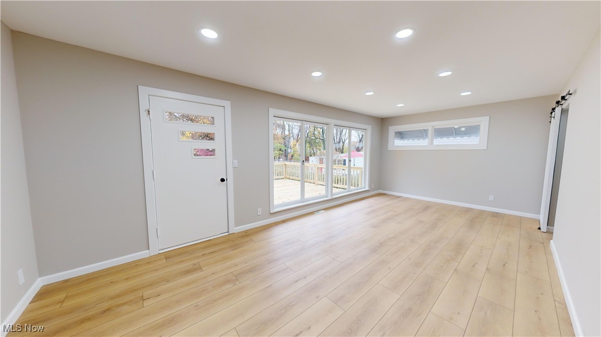 5252 Spencer Road Cleveland, OH 44124 - Photo 12 of 33 Gallery Image 12