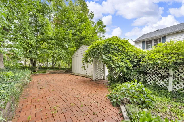 $365,000 | 2701 Brookhaven Drive, Portage, MI 49024