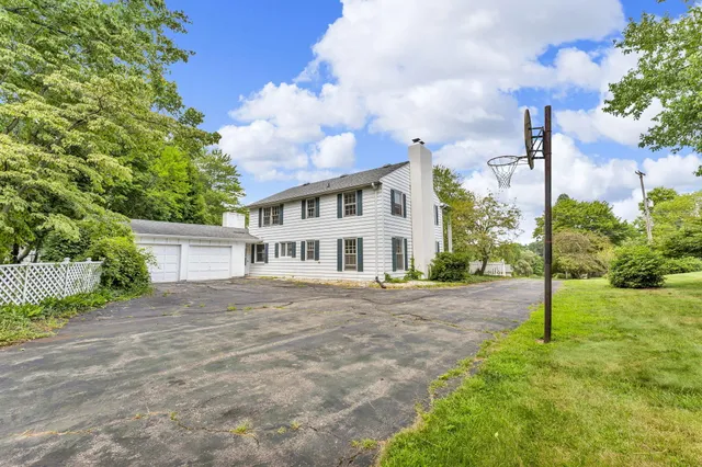 $365,000 | 2701 Brookhaven Drive, Portage, MI 49024