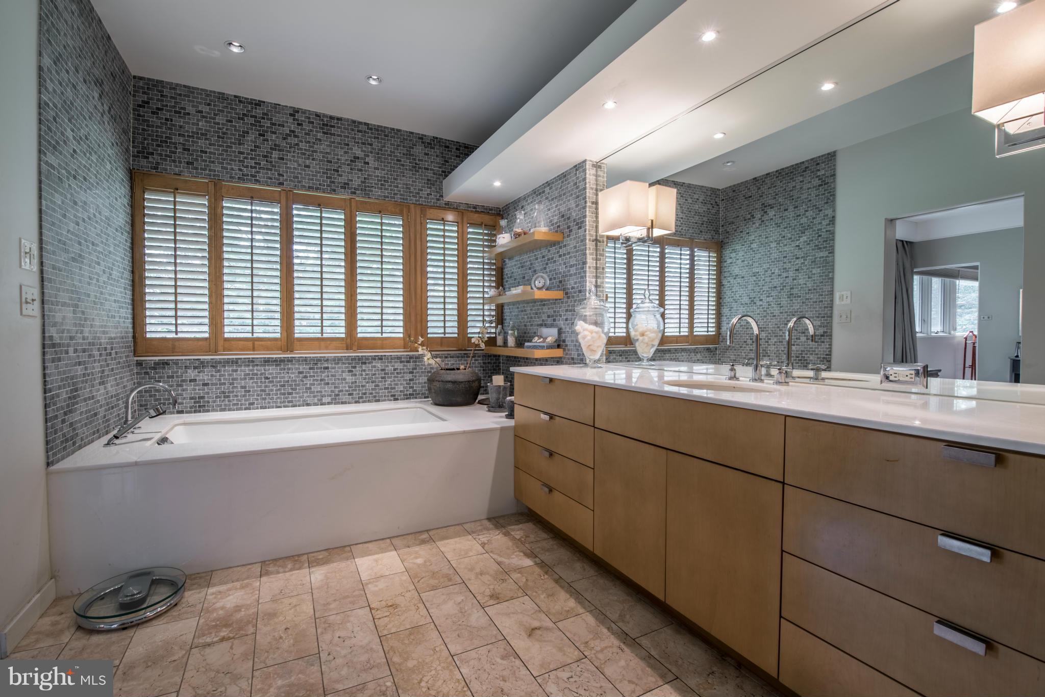 8304 Burning Wood Road Baltimore, MD 21208 - Photo 25 of 30 Bath (Master)