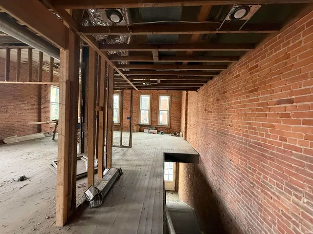 $187,000 | 718 East Main Street, Petersburg, IN 47567