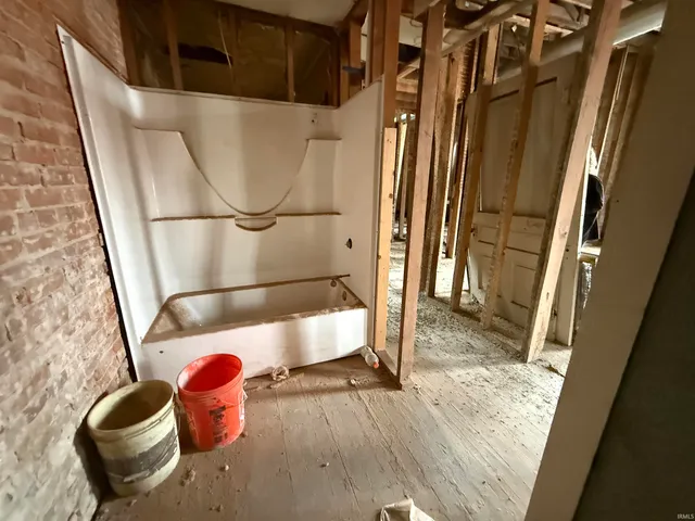 $187,000 | 718 East Main Street, Petersburg, IN 47567