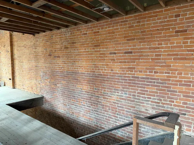 $187,000 | 718 East Main Street, Petersburg, IN 47567