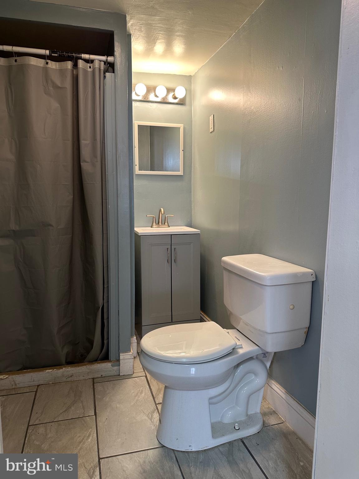 2224 South 63rd Street Philadelphia, PA 19142 - Photo 16 of 28