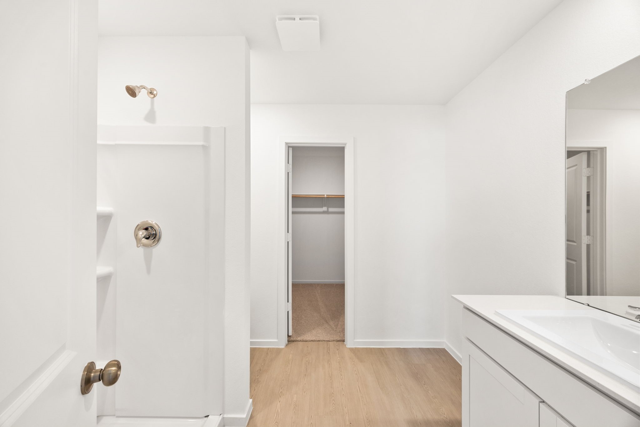 3032 Colusa Rdg Drive Katy, TX 77493 - Photo 12 of 21 a bathroom with a sink and mirror