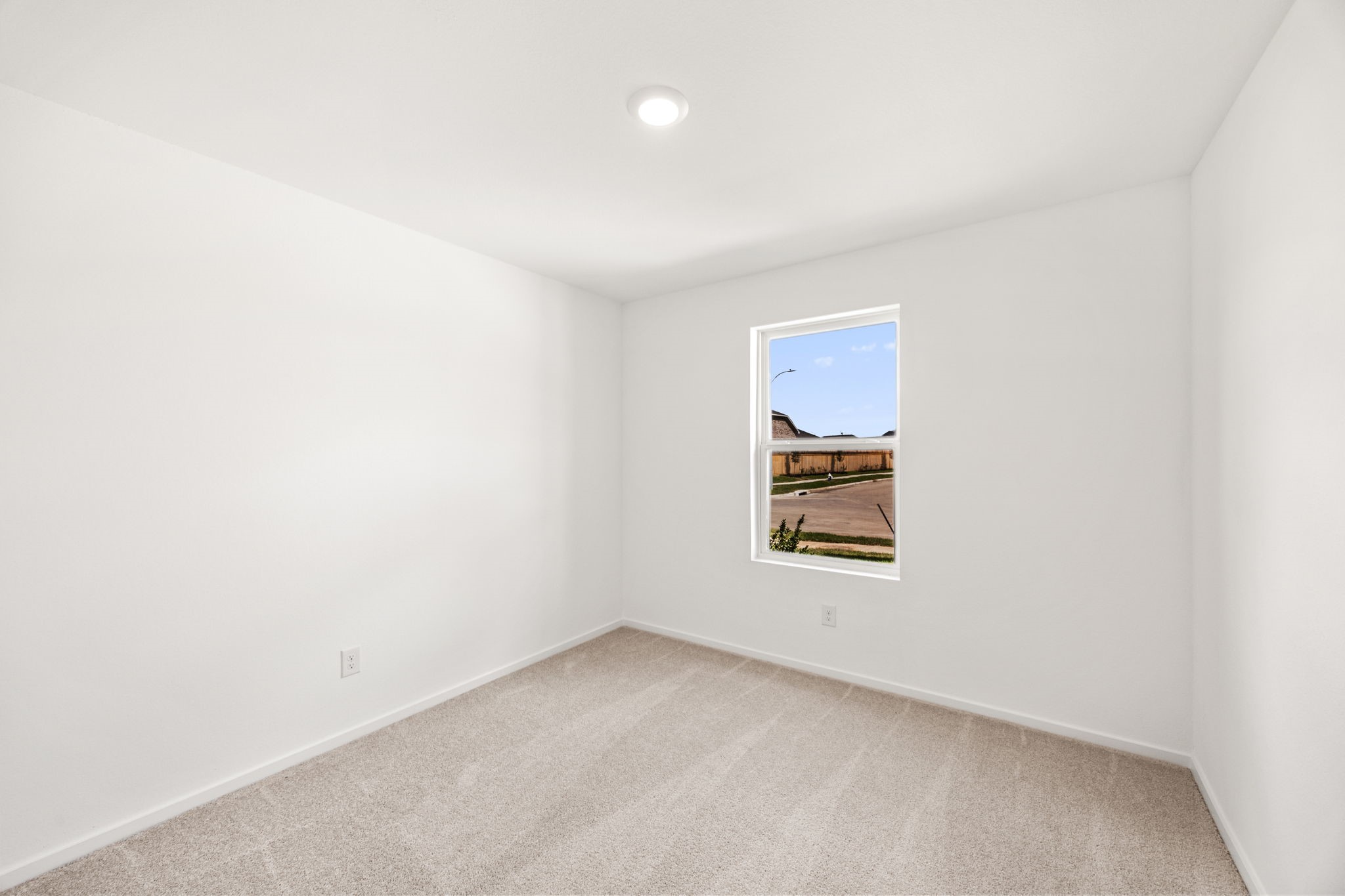 3032 Colusa Rdg Drive Katy, TX 77493 - Photo 15 of 21 an empty room with a window